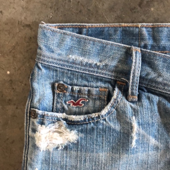 Hollister Cutoff Shorts - Picture 3 of 5